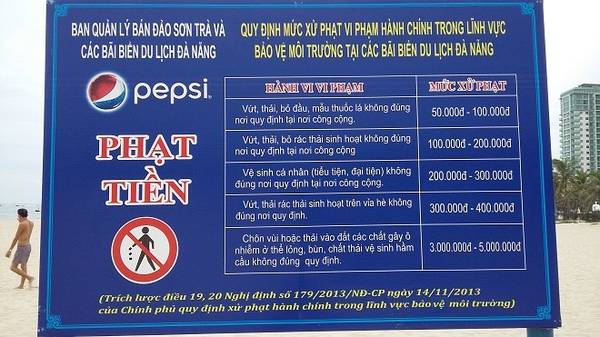 Bãi biển Mỹ Khê sạch đẹp khi du lịch Đà Nẵng