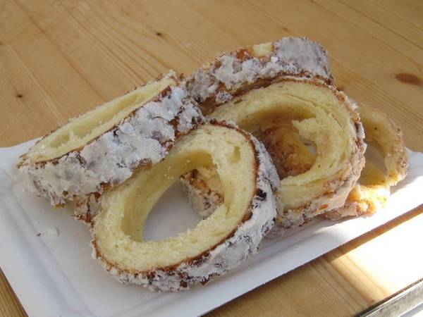 Trdelník Slovakia - món ăn đường phố châu Âu