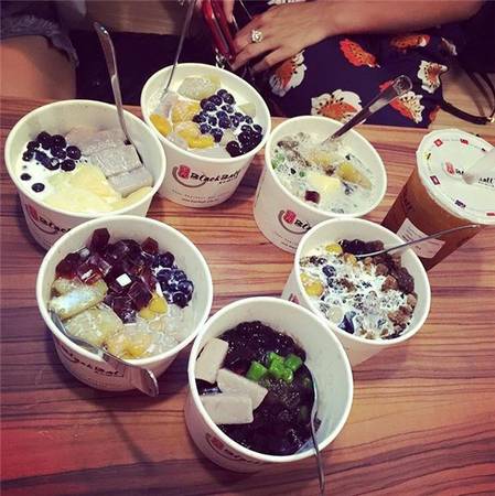 Blackball món ăn gây bão Hà Nội tại Quang Trung