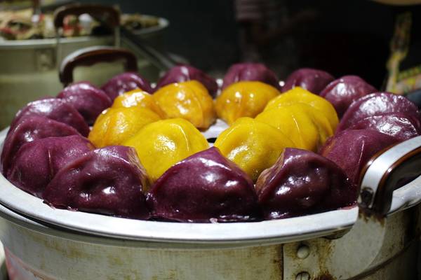Bánh hấp món ăn vặt Tam Á tương tự bánh ít trần