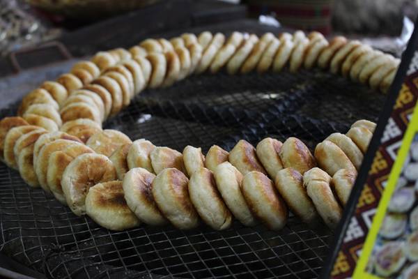 Bánh nướng nhân thịt món ăn vặt Tam Á