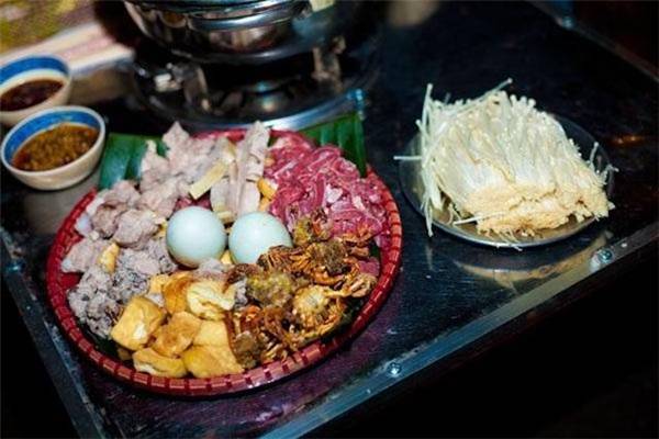 Lẩu riêu cua Hà Nội
