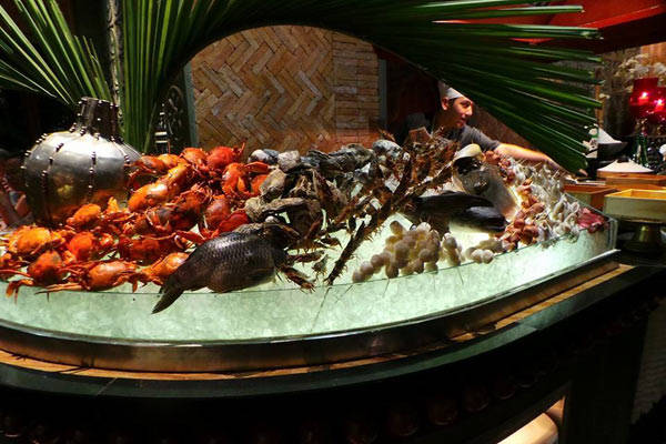 Nhà hàng đẹp Sài Gòn - Hải sản tươi sống