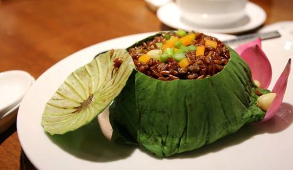 Hum nhà hàng chay TP HCM gần Bảo tàng Chiến tranh