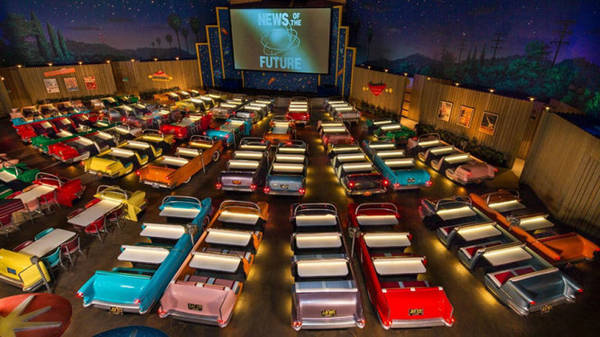 Sci-Fi Dine-In Theater - nhà hát chuyên phục vụ bữa tối tại Mỹ