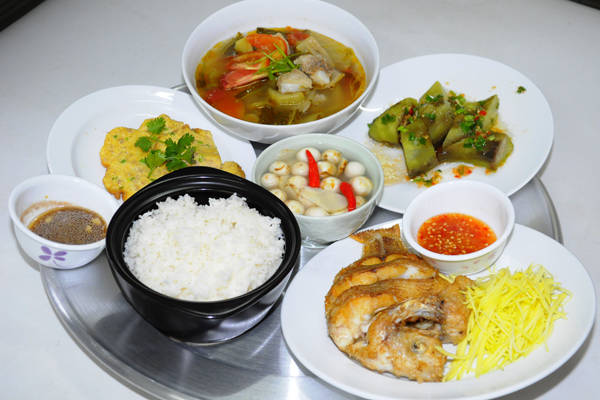Các món cơm Bắc tại 31 Nguyễn Công Trứ, Quận 1