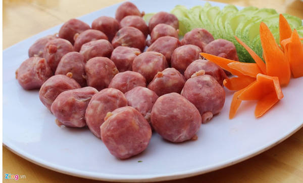 Đồ chiên kèm kem nhãn Chú Tám