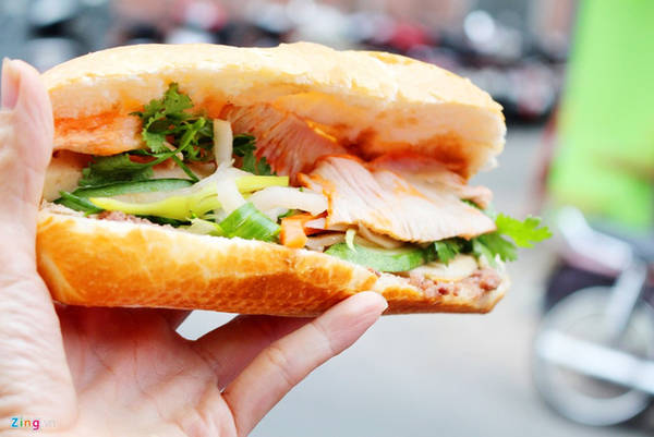 Bánh mì Bảy Hổ - quán ăn quận 1 hơn 80 năm với công thức gia truyền
