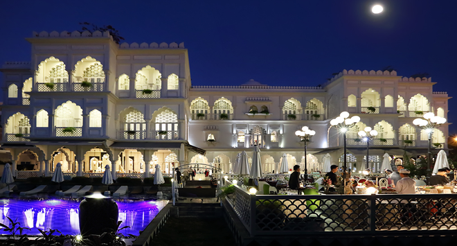 Resort quanh TP HCM - TajmaSago mô phỏng Taj Mahal