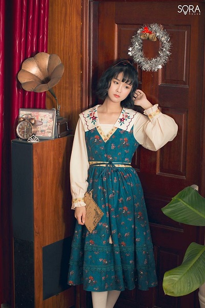 Góc chụp ảnh nữ tính studio Giáng sinh Sài Gòn
