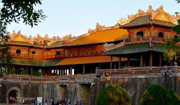 Đại Nội Huế là một trong những điểm thăm quan lý tưởng cho du khách khi du lịch Huế. Ảnh: Du Nguyen.