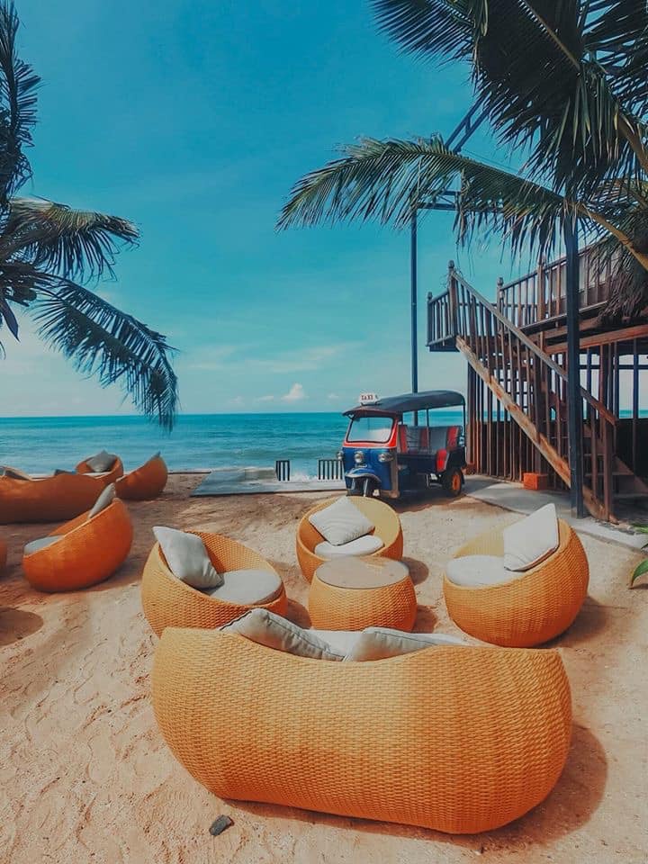 Chameleon Beach Bar check-in Phan Thiết Chameleon Beach Bar check-in Phan Thiết