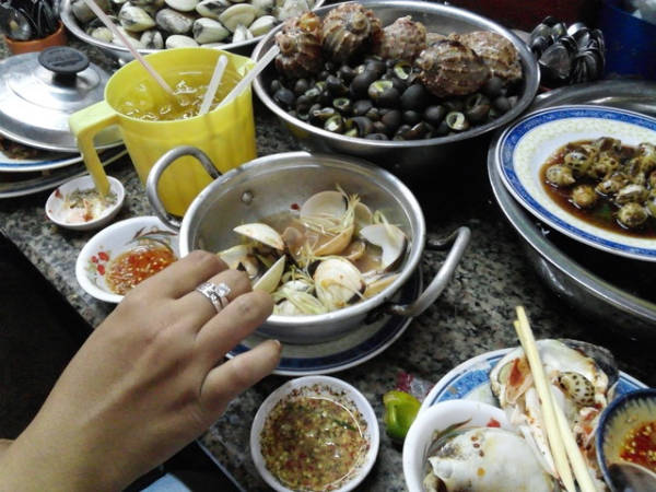 Chợ Bà Chiểu - quán ăn đêm Sài Gòn được yêu thích