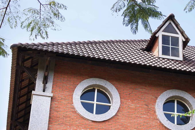 Kiến trúc phương Tây tại nông trại bò sữa Lâm Đồng
