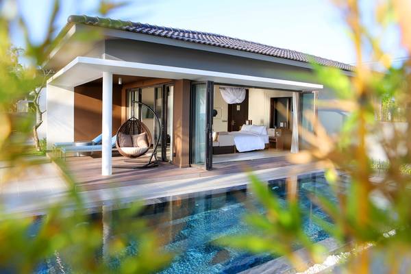 Bể bơi Novotel Phú Quốc rộng rãi Bể bơi Novotel Phú Quốc rộng rãi