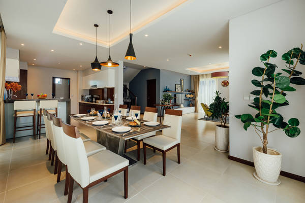 Phòng ngủ rộng rãi tại villa Novotel Phú Quốc