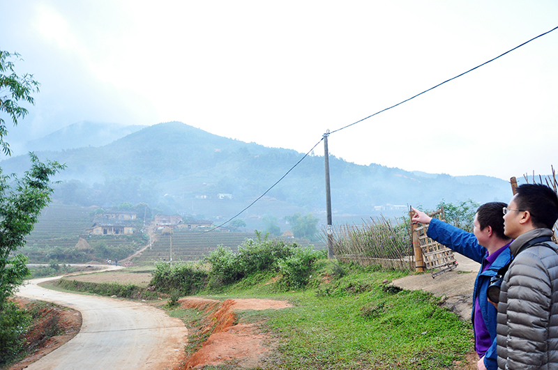 Đường mòn leo núi Cao Xiêm. Ảnh: Báo Quảng Ninh