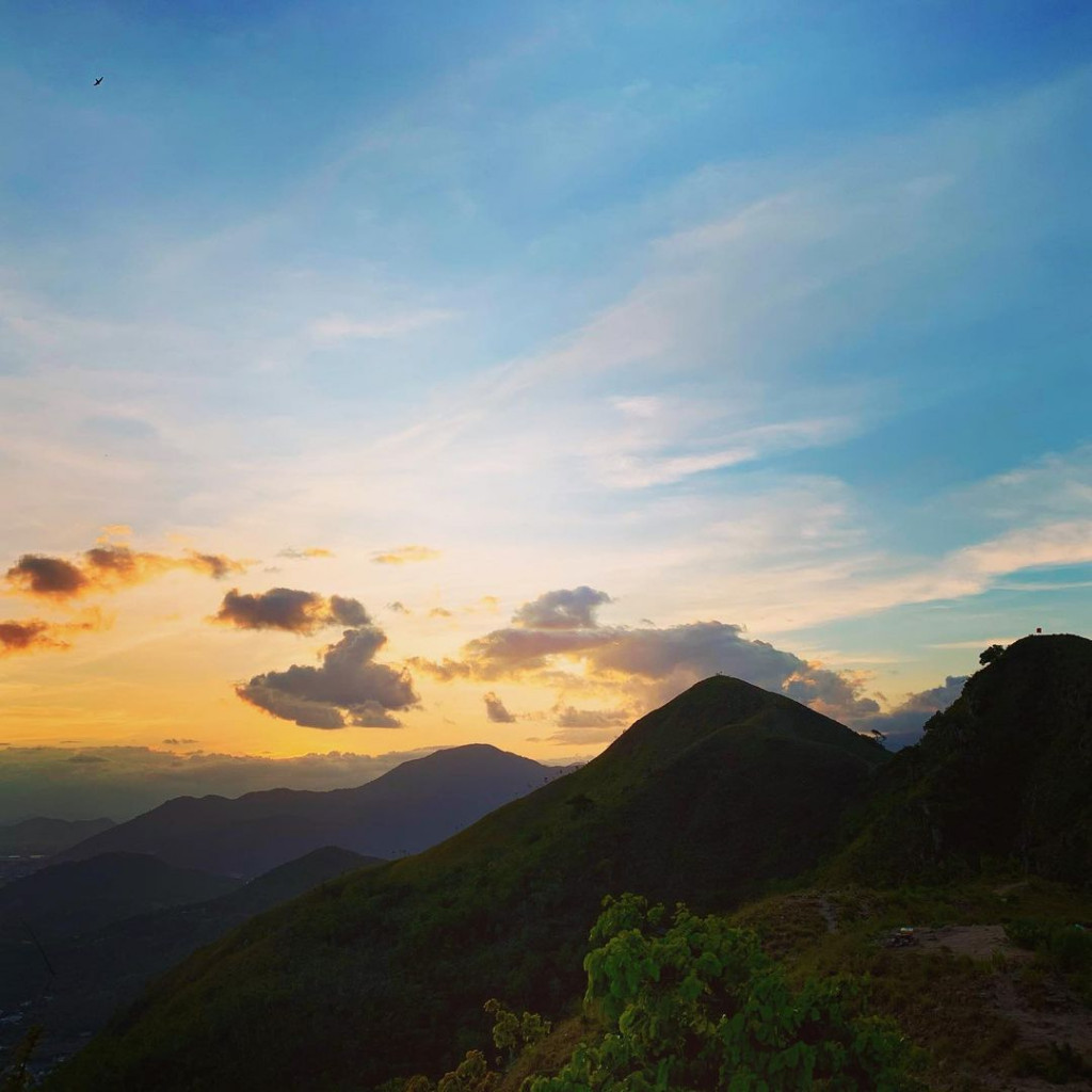 Hoàng hôn trên núi Cô Tiên. Ảnh: @chocophan