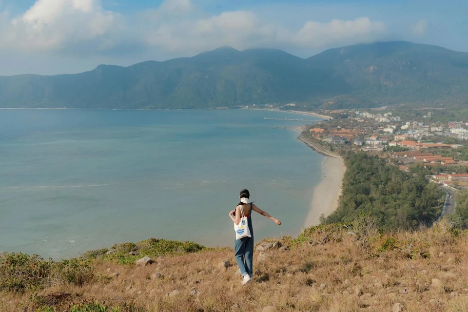 Núi Lò Vôi - Điểm trekking ngắm toàn cảnh Côn Đảo