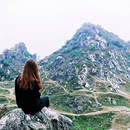 Trekking ngắm cảnh tại núi Trầm Chương Mỹ