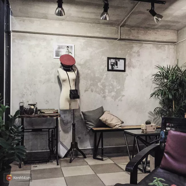 Sân ngoài trời quán cafe đẹp Đà Nẵng SG Bros