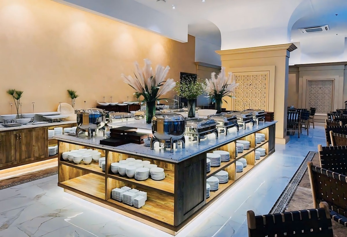 không gian nhà hàng sang trọng tại khách sạn oyster bay vũng tàu