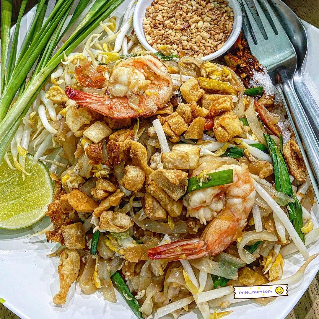 Pad Thái món ăn đường phố ẩm thực Thái Lan