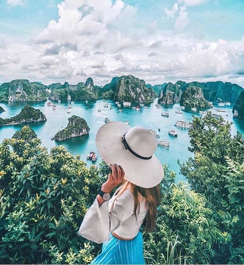 Du thuyền Paradise Luxury Hạ Long Soi Sim