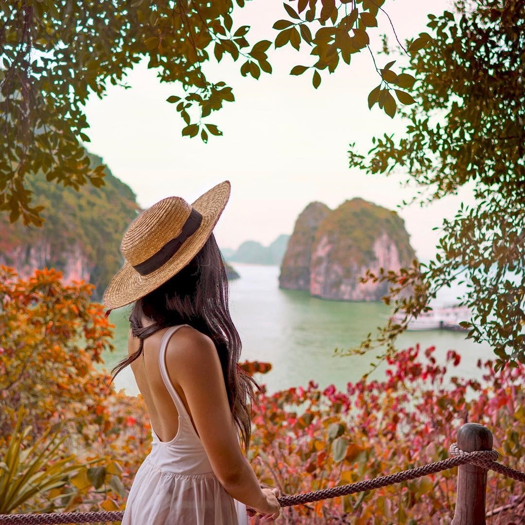 Du thuyền Paradise Luxury Hạ Long kayak