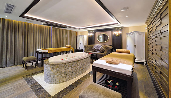Ảnh: @Paradise Suites & Trend Hạ Long
