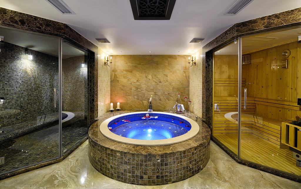 Ảnh: @Paradise Suites & Trend Hạ Long