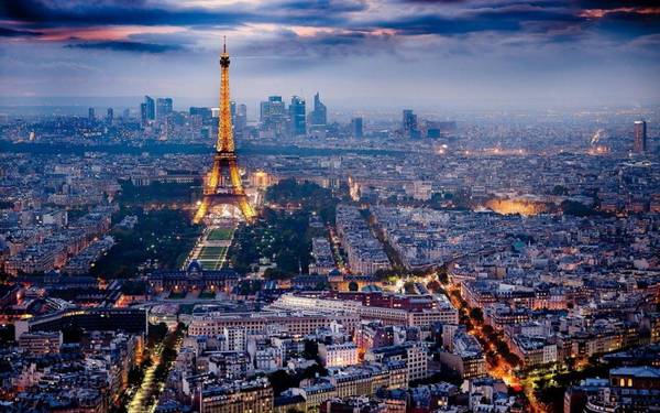 Paris Pháp kinh đô ánh sáng lãng mạn