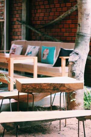 Đắm mình vào không gian ấm áp của Peace House Phú Quốc được xây dựng chủ yếu bằng gỗ và vật liệu thân thiện với môi trường.