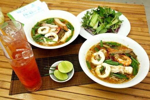 Bún mắm Lý Tự Trọng Cần Thơ