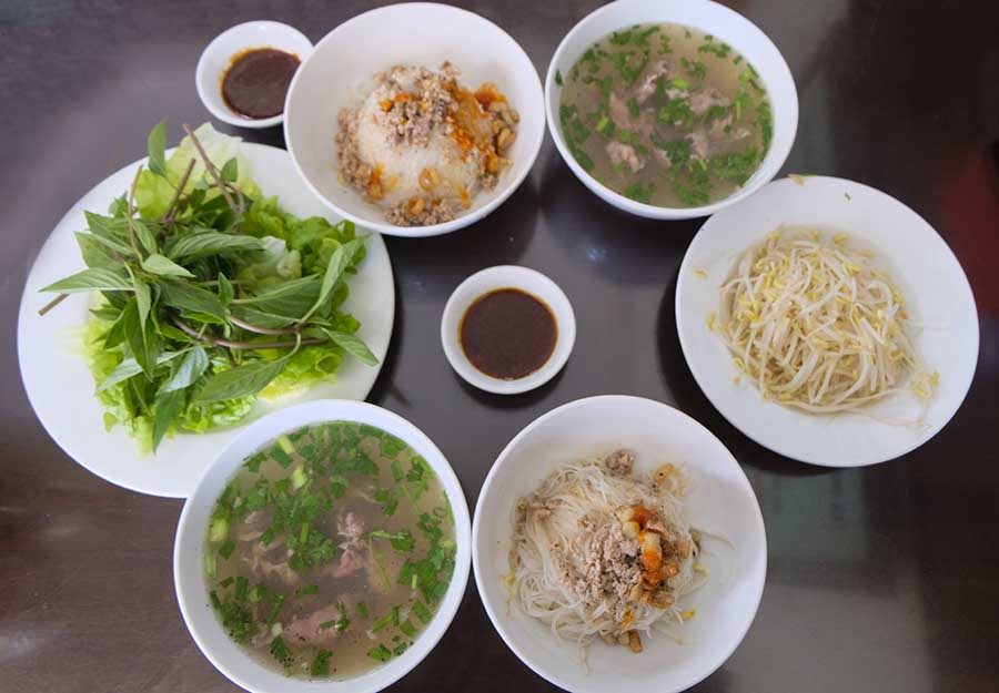 Phở khô Gia Lai đặc sản ẩm thực Gia Lai