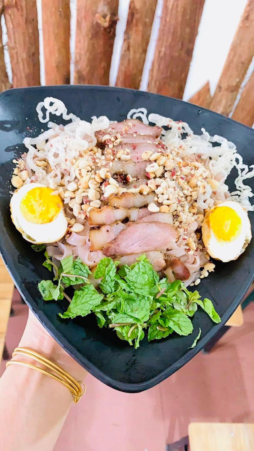 Phở khô.