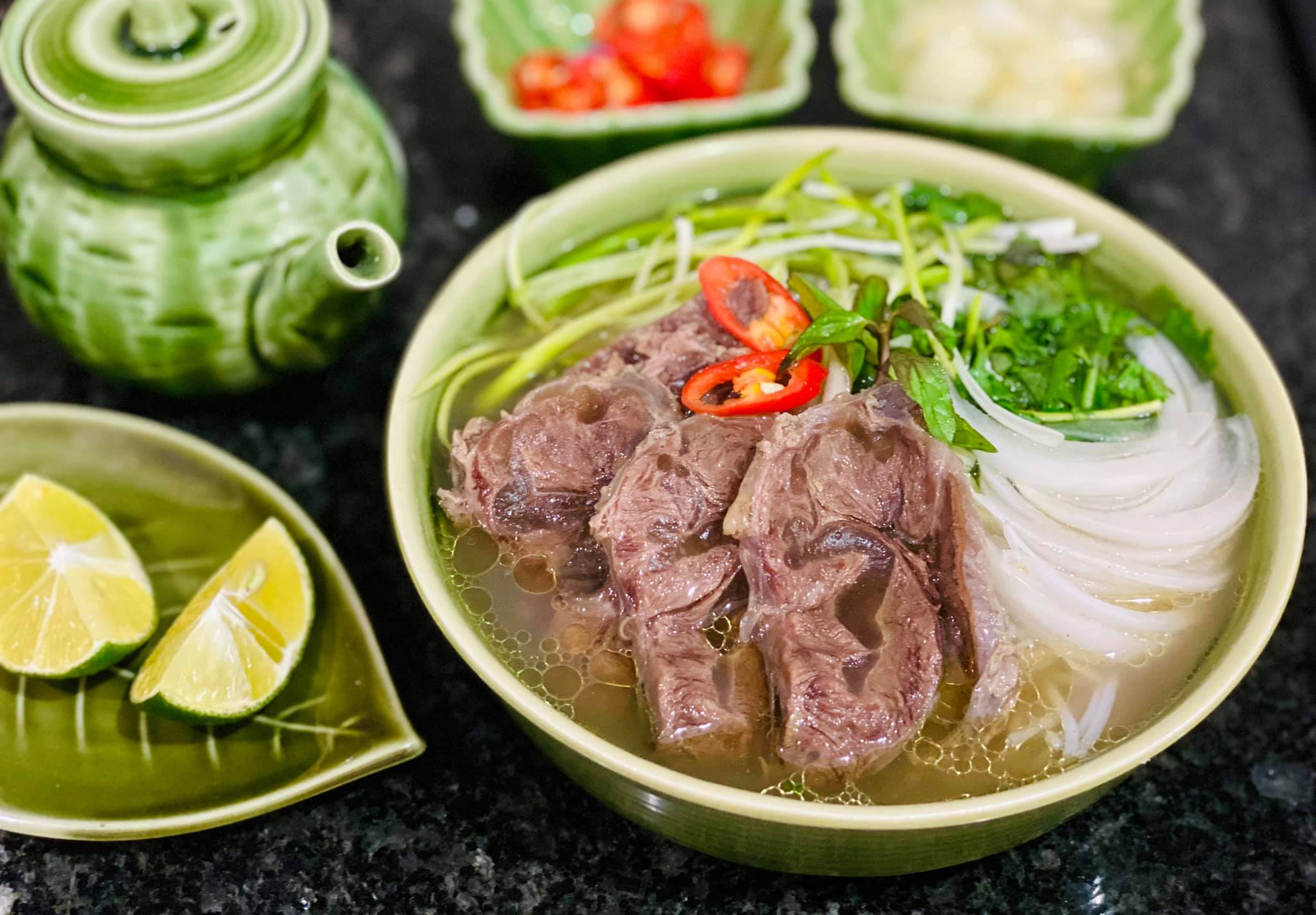 Phở bò món ăn Việt Nam