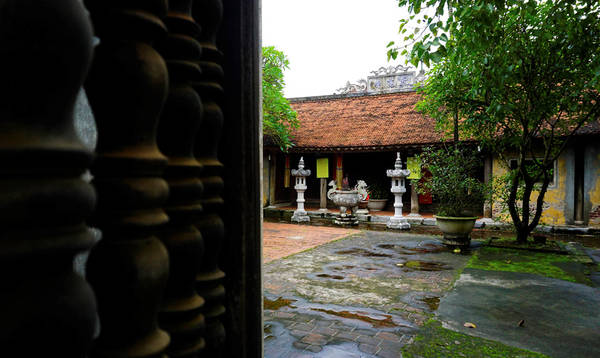 Không gian thanh tịnh tại Đình Hiến Phố Hiến Hưng Yên