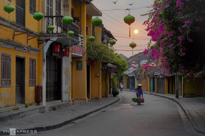 Hội An yên vắng với đô thị cổ bình yên trong hoàng hôn