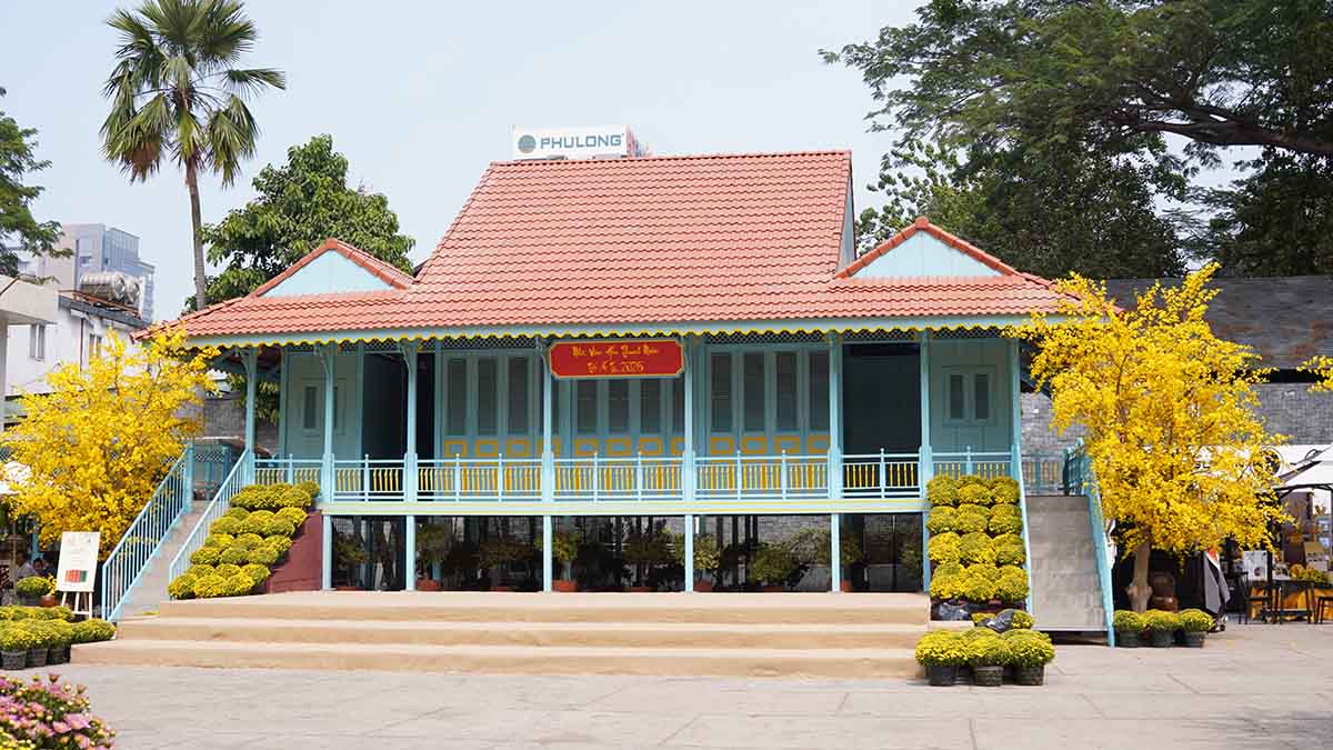 Điểm nhấn tái hiện nhà sàn An Giang tại phố ông đồ TP.HCM