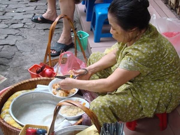 Cháo sườn Hàng Bồ - Món ăn sáng Phố Cổ Hà Nội quen thuộc