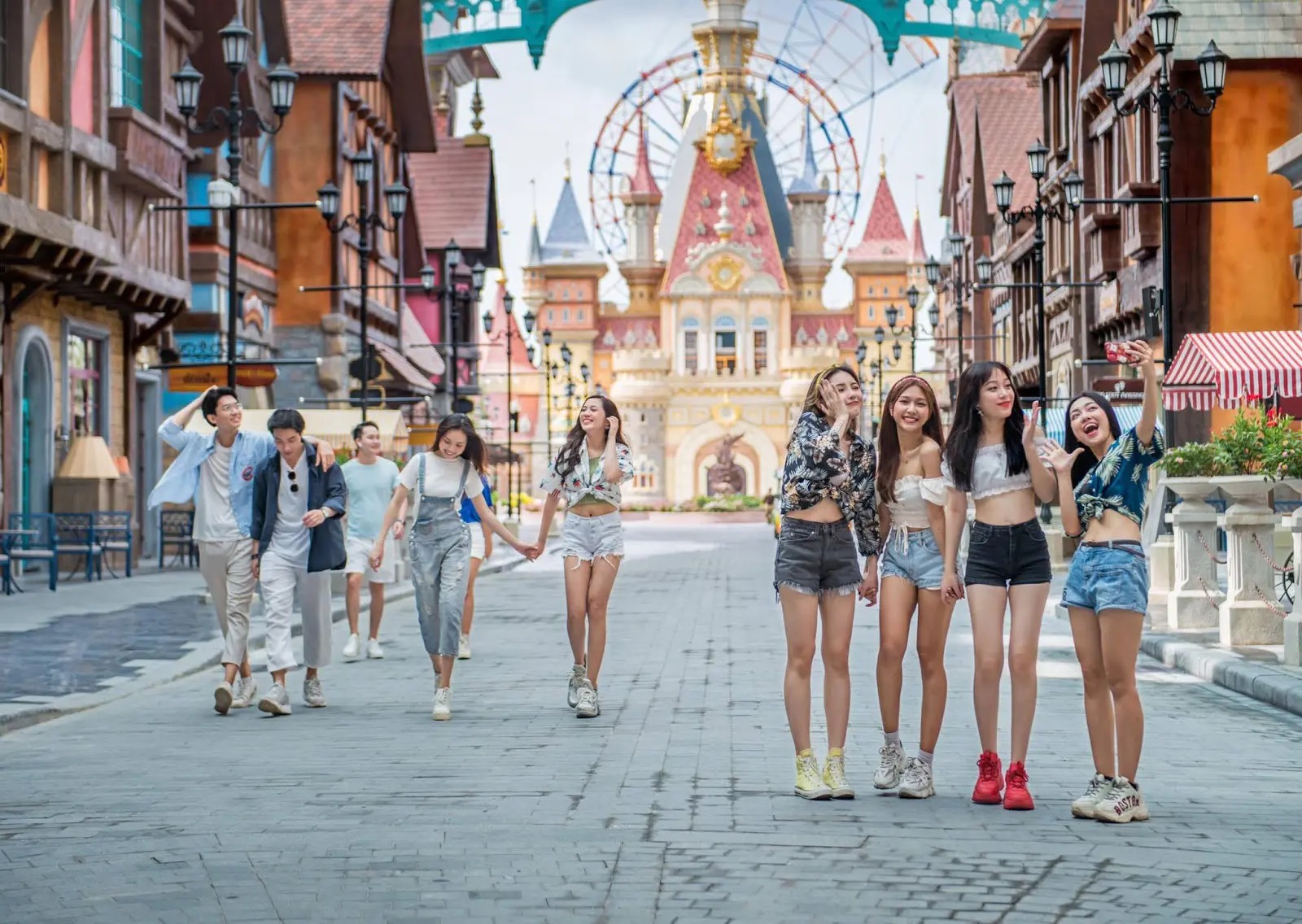 Gia đình đi du lịch Phú Quốc ngày Tết