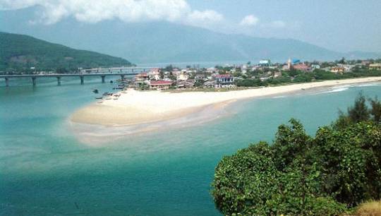 Phượt xe máy Đà Nẵng – Lăng Cô cuối tuần
