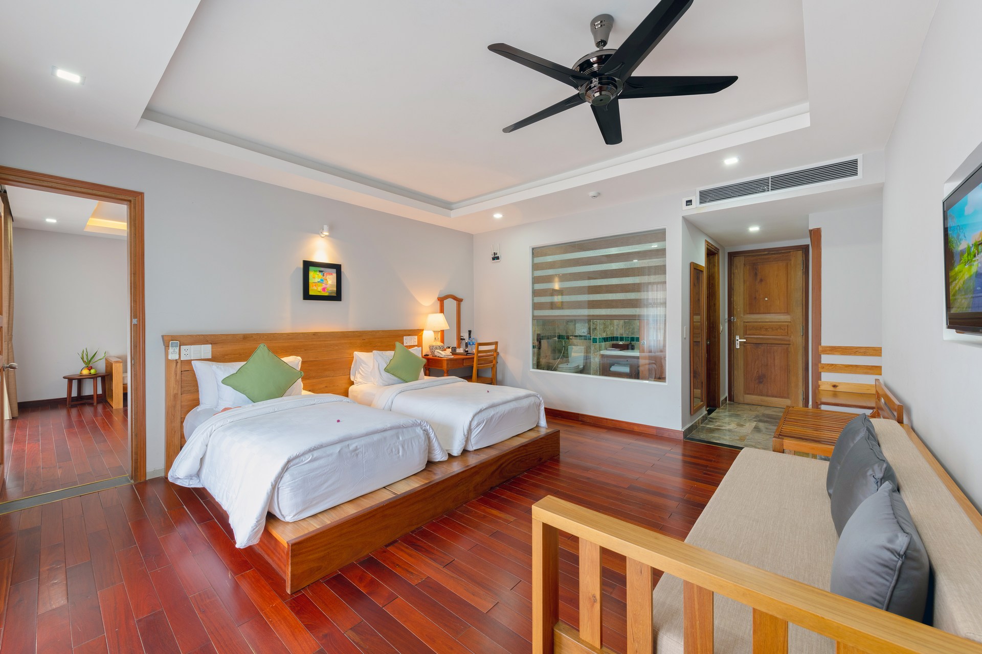 Hạng phòng Premium Deluxe ấm cúng