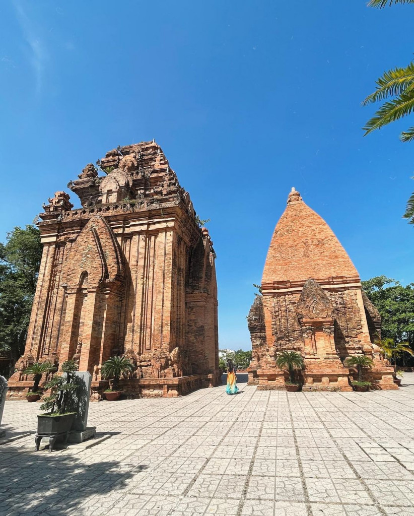 Kiến trúc gạch nung độc đáo của Tháp Bà Po Nagar