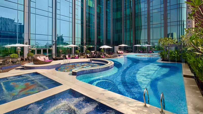 pool-b-b-italia-f-the-reverie-saigon-cr-800x450