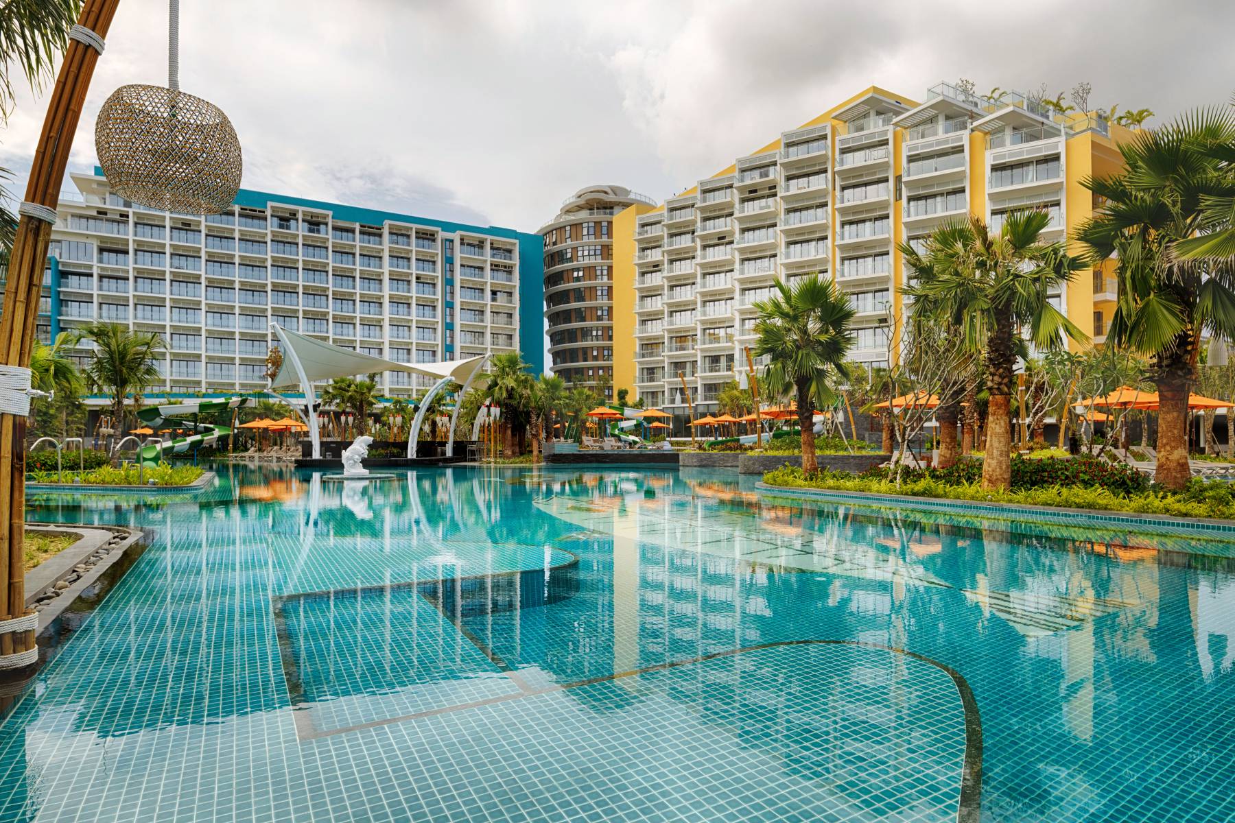 Premier-Residences-Phú-Quốc-Emerald-Bay-ivivu-5