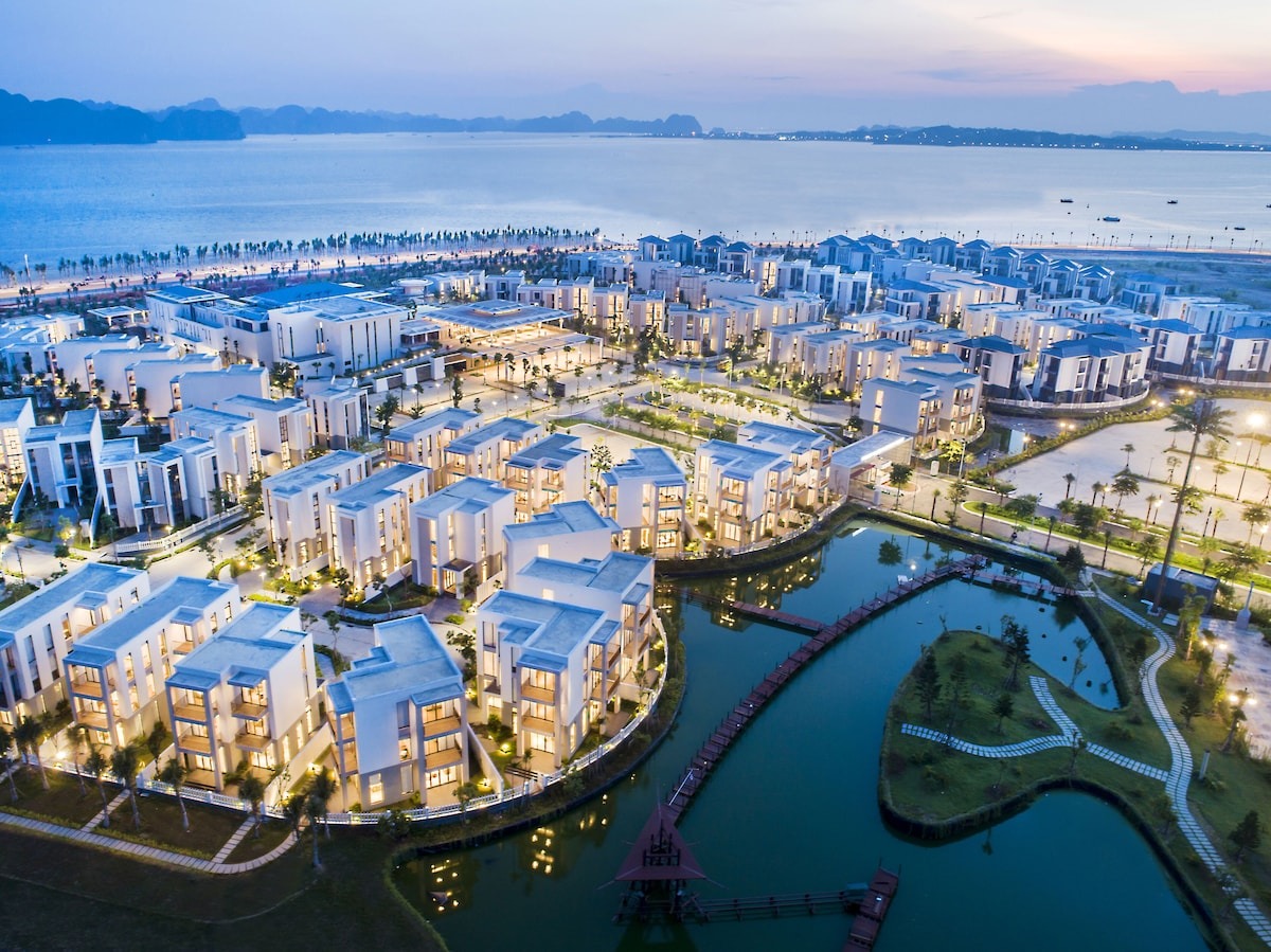 Premier -Village- Hạ- Long- Bay-ivivu