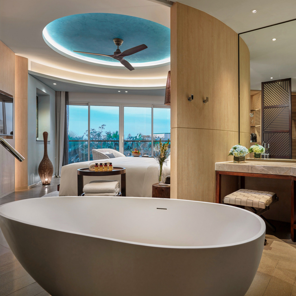 Ban công phòng Pullman Phú Quốc