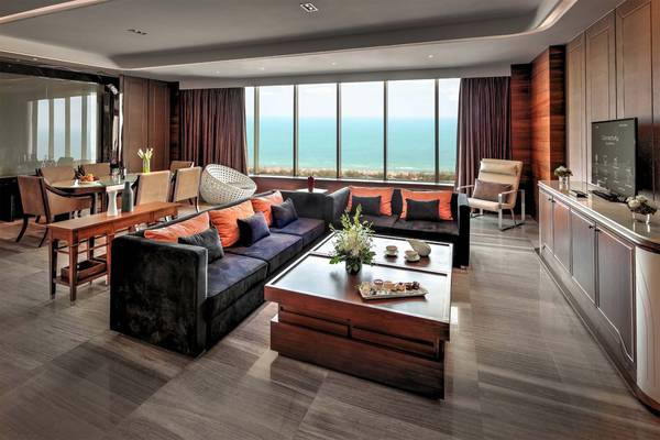 Phòng nghỉ hướng thành phố tại khách sạn Pullman Vũng Tàu Phòng nghỉ hướng thành phố tại khách sạn Pullman Vũng Tàu